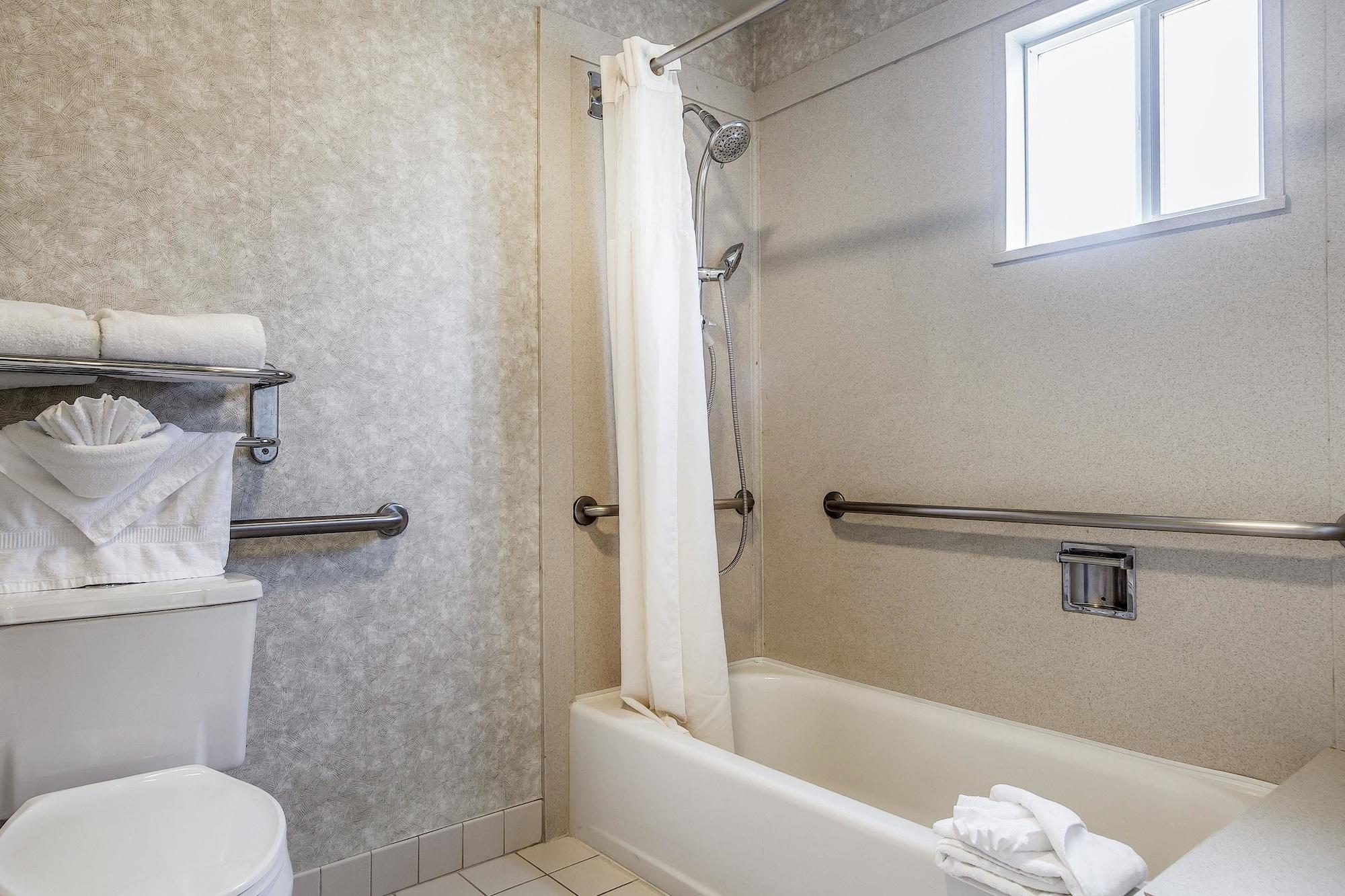 Quality Inn Half Moon Bay-Miramar Beach Екстер'єр фото